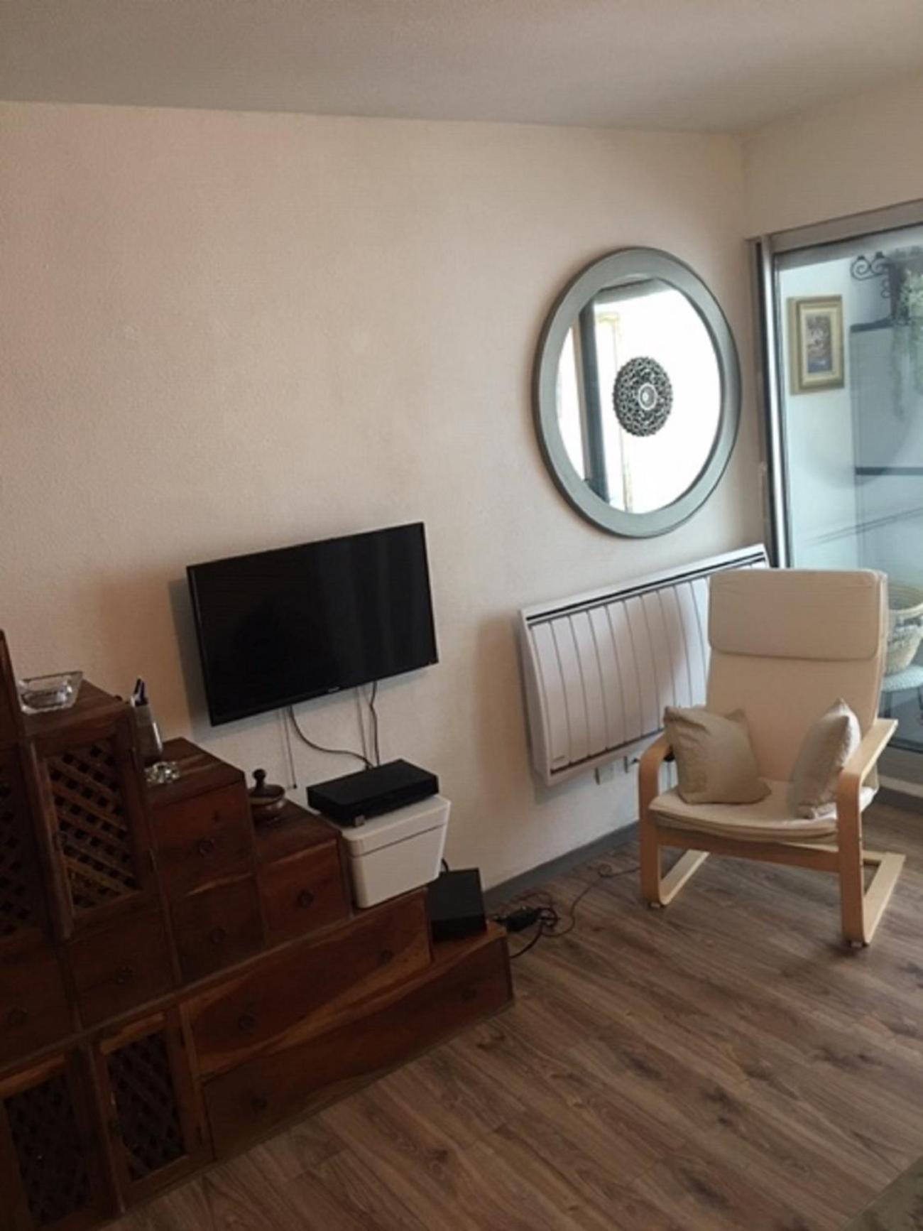 Vittoria Immobilier 9 -Reglement Sur Place - Cheques Vacances Acceptes La Grande-Motte Room photo